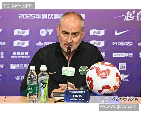 如何正确进行足球赛球星握手礼仪展示及技巧教程 如何正确进行足球赛球星握手礼仪展示及技巧教程