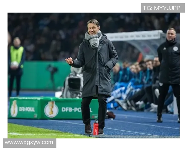 塞尔克:足球场上的闪亮新星,盘点他精彩的职业生涯与成就 塞尔克:足球场上的闪亮新星,盘点他精彩的职业生涯与成就