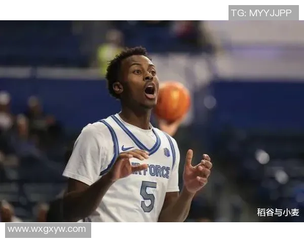 美国足球队头号球星是谁 解析其在国际赛场上的表现与影响力