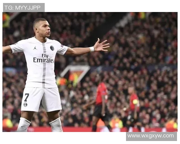 世界足坛十一号传奇球星盘点:谁是历史上最强的十一号巨星