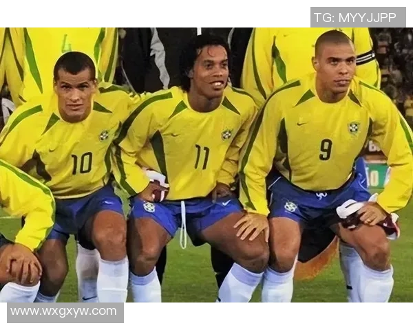 罗字在名的足球巨星盘点：从罗纳尔多到罗马里奥，影响深远的传奇球员